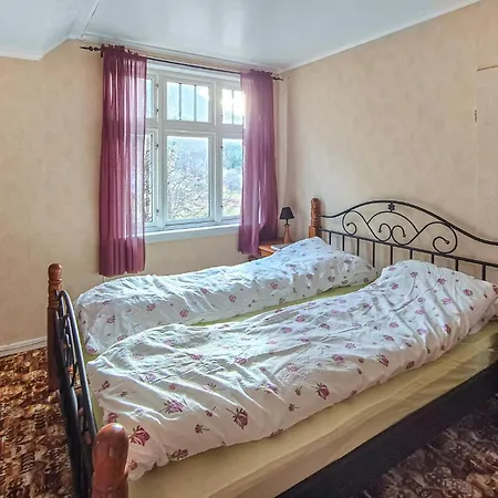 Holiday home Cozy In Kysnesstrand With House Sea View