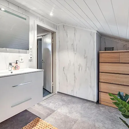 Amazing In Kysnesstrand With Wifi