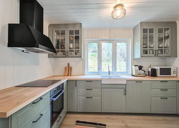 Feriehus Amazing In Kysnesstrand With Wifi Oppheim