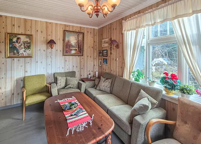 Amazing In Kysnesstrand With Wifi Feriehus *